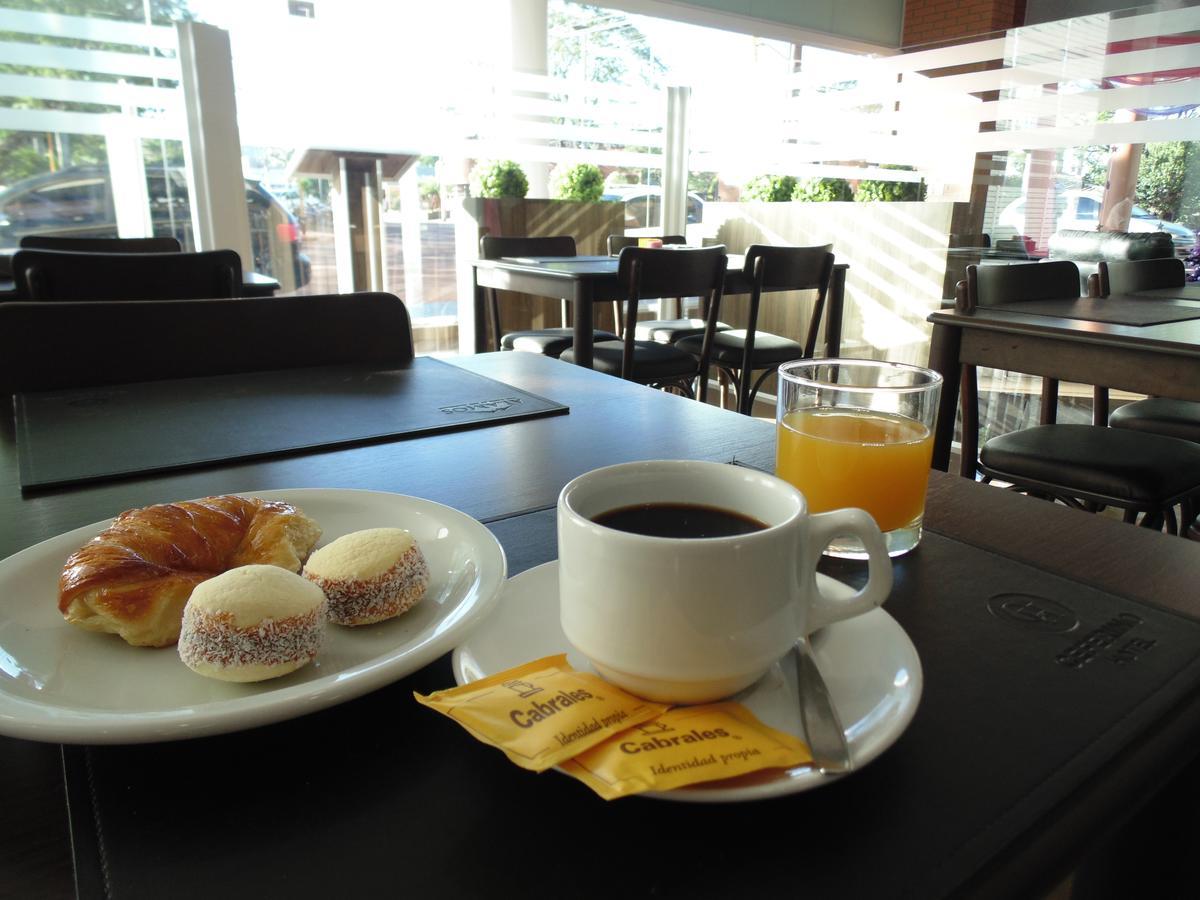 Ceferino Hotel San Vicente  Buitenkant foto